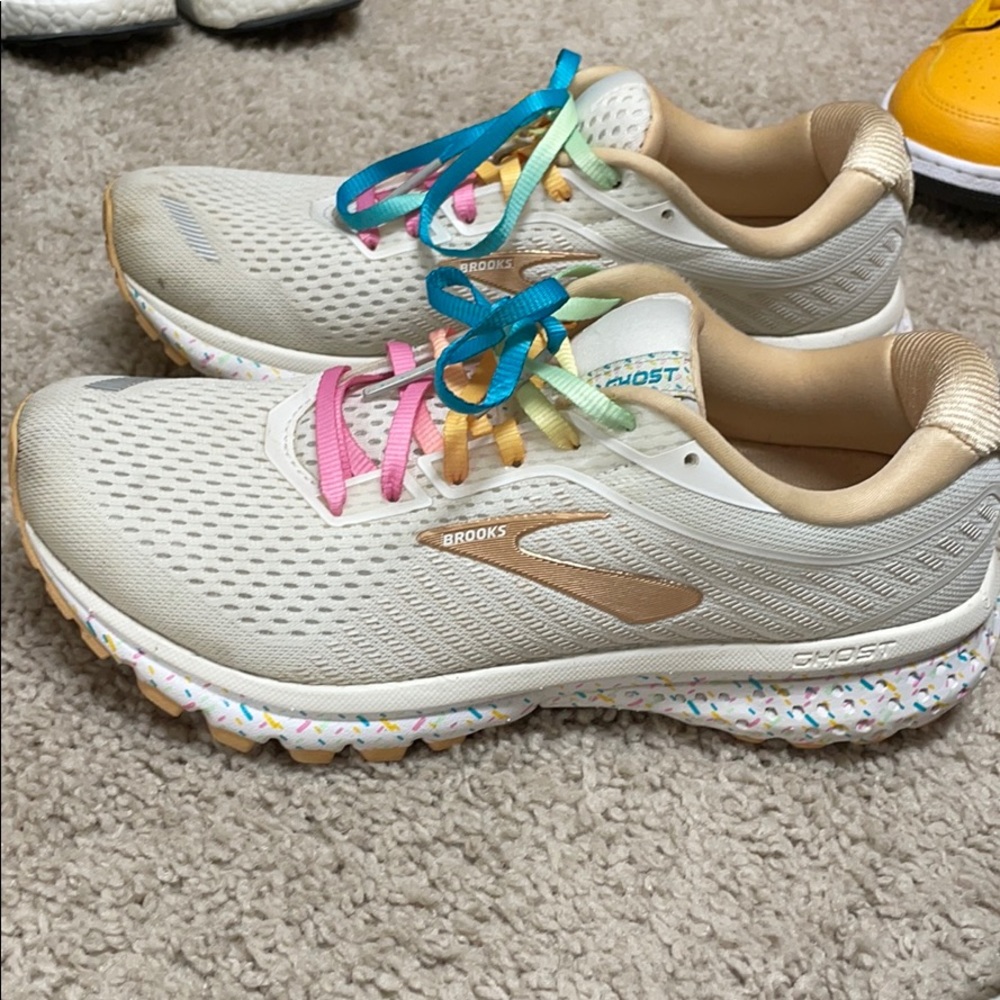 Brooks ghost 12 ice cream edition